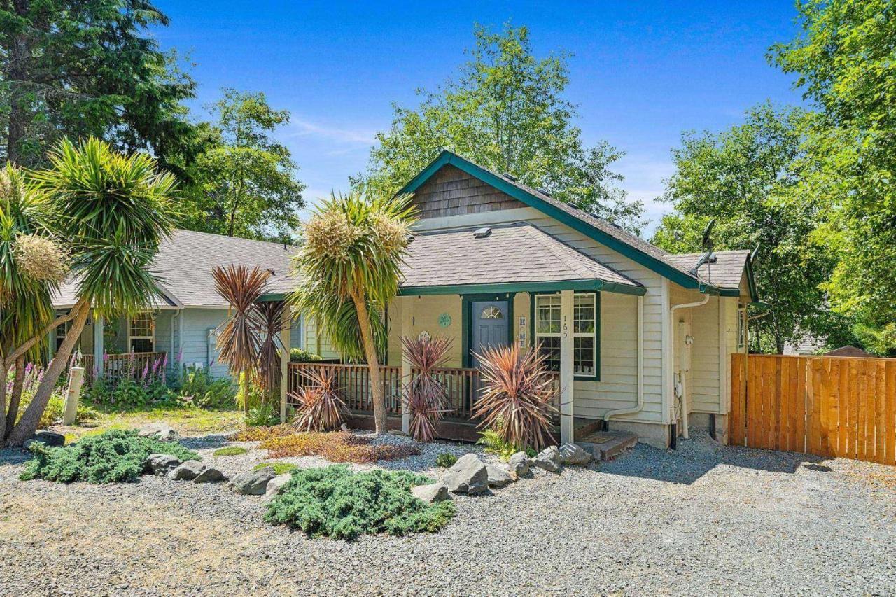 Beach Bungalow Rockaway Beach Exterior photo